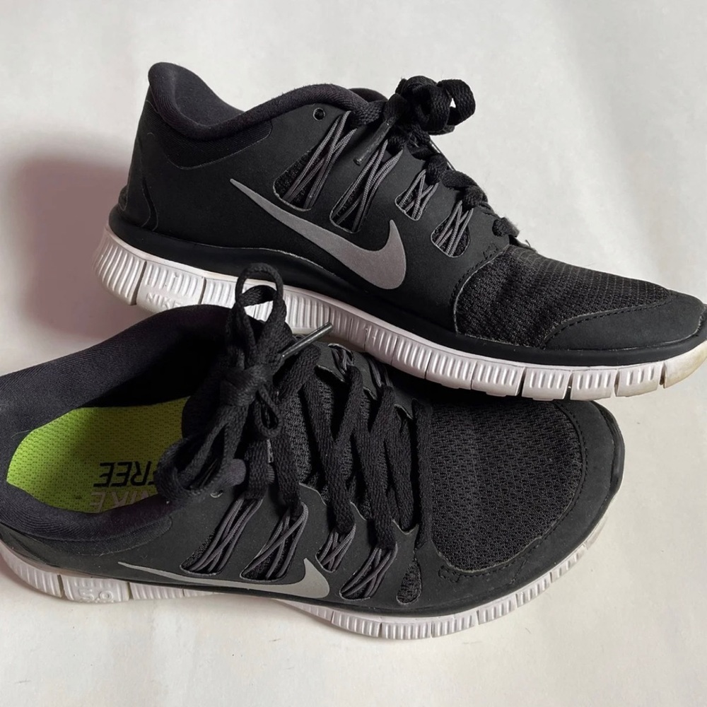 Nike Free 5.0 Black Women Size 5